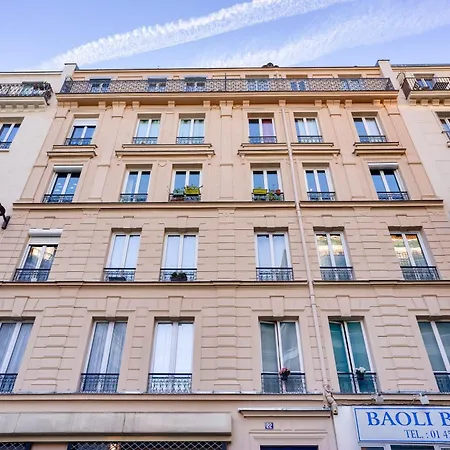 Beautiful 1 Bedroom - 15 District Appartamento